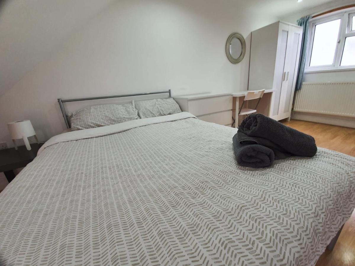 Eastwood Rooms Goodmayes Εξωτερικό φωτογραφία