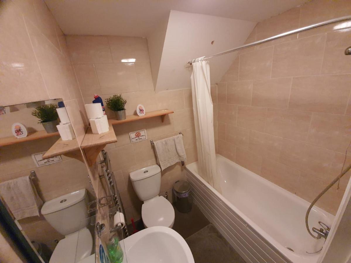 Eastwood Rooms Goodmayes Εξωτερικό φωτογραφία