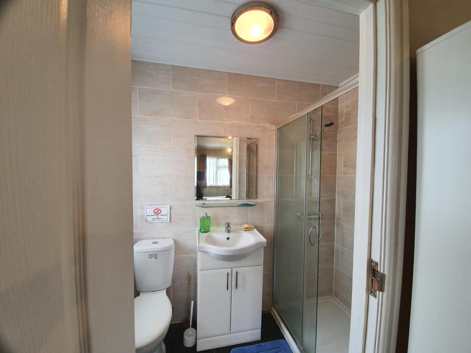 Eastwood Rooms Goodmayes Εξωτερικό φωτογραφία